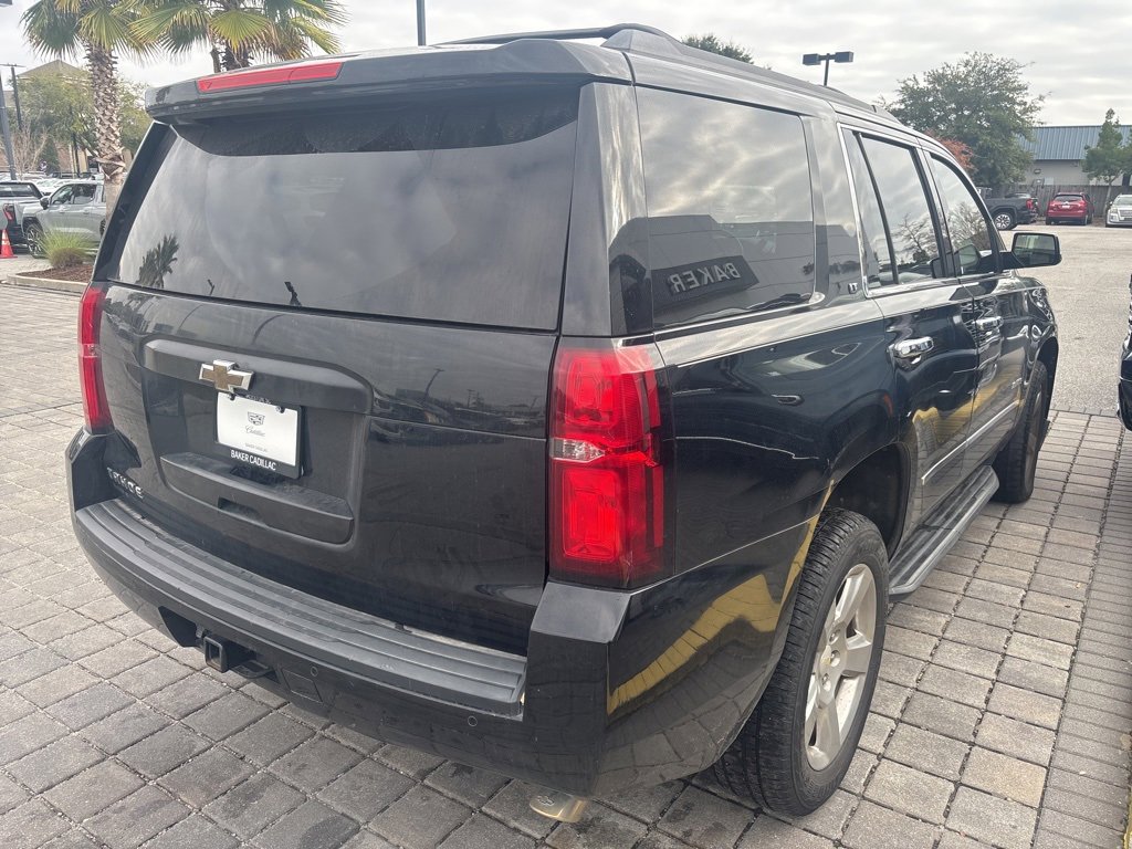 2017 Chevrolet Tahoe LT photo 4