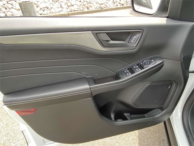 2025 Ford Escape Active photo 8