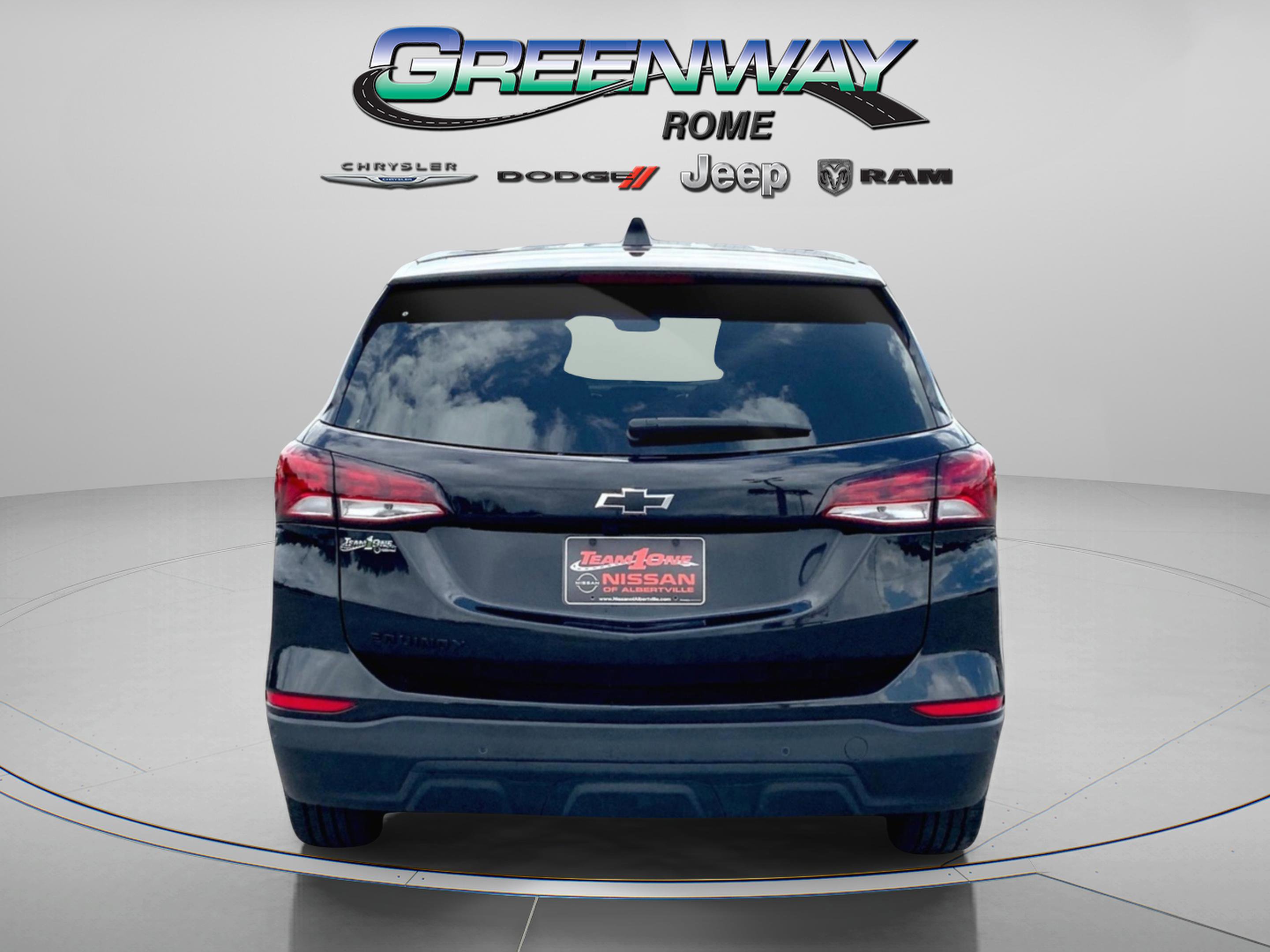 2024 Chevrolet Equinox LS photo 4