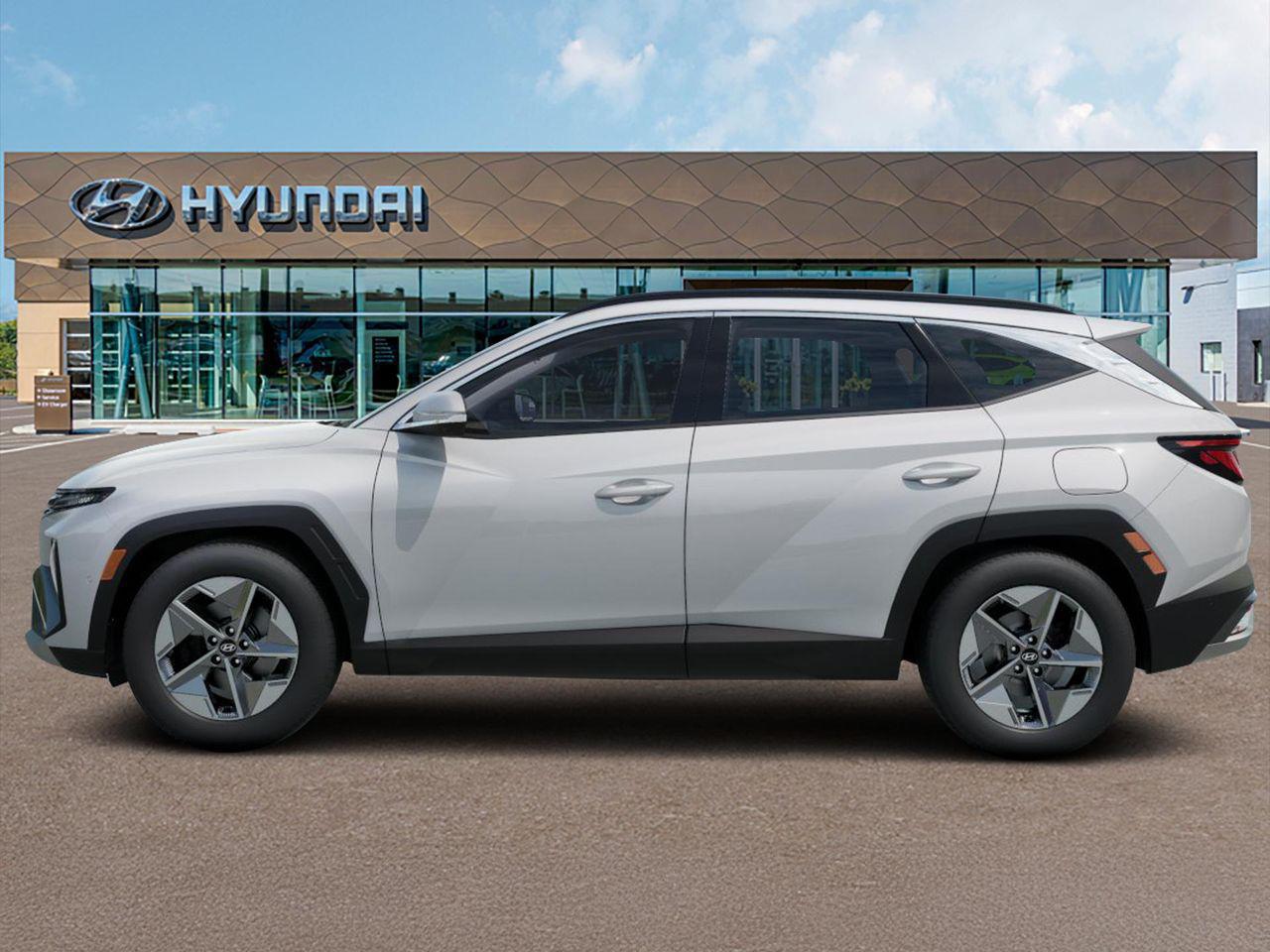 2026 Hyundai Tucson Plug-in Hybrid SEL photo 2