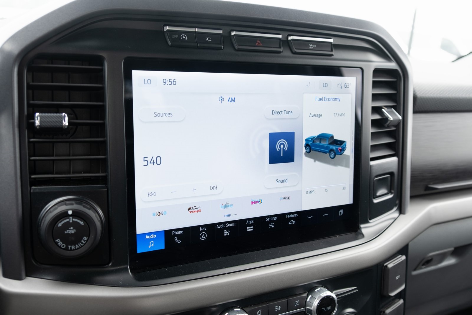 2024 Ford F-150 XLT photo 3