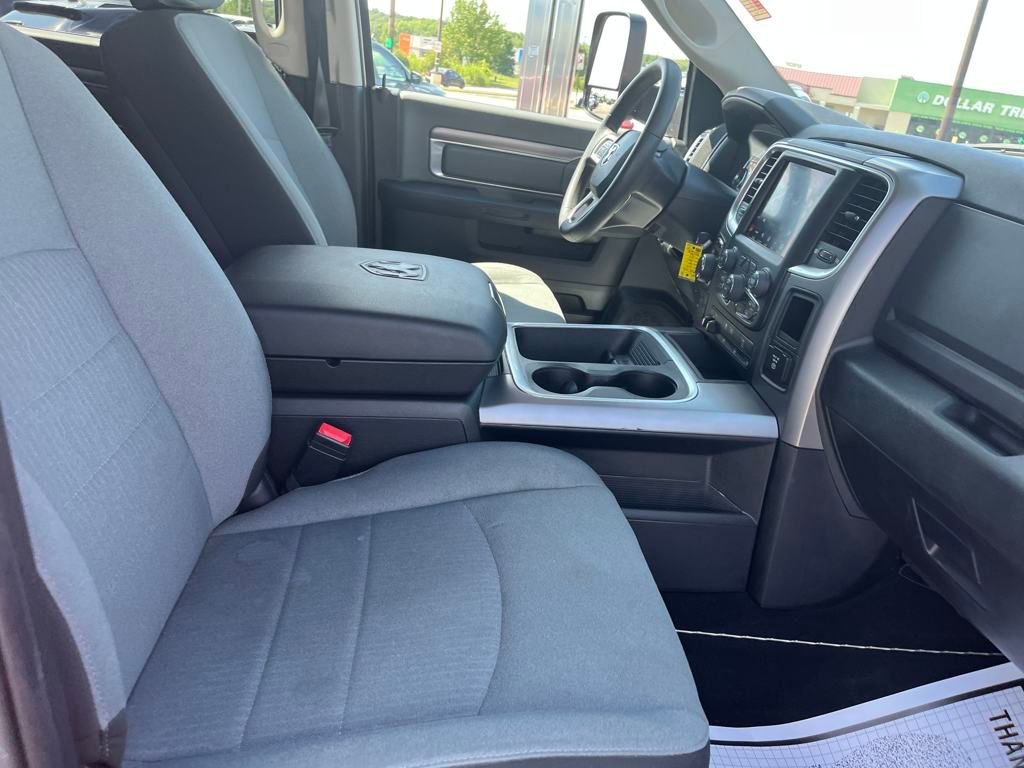2023 Ram 1500 Classic SLT photo 24