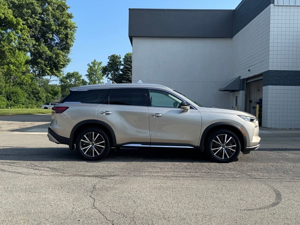 2024 Infiniti QX60 Sensory AWD photo 2