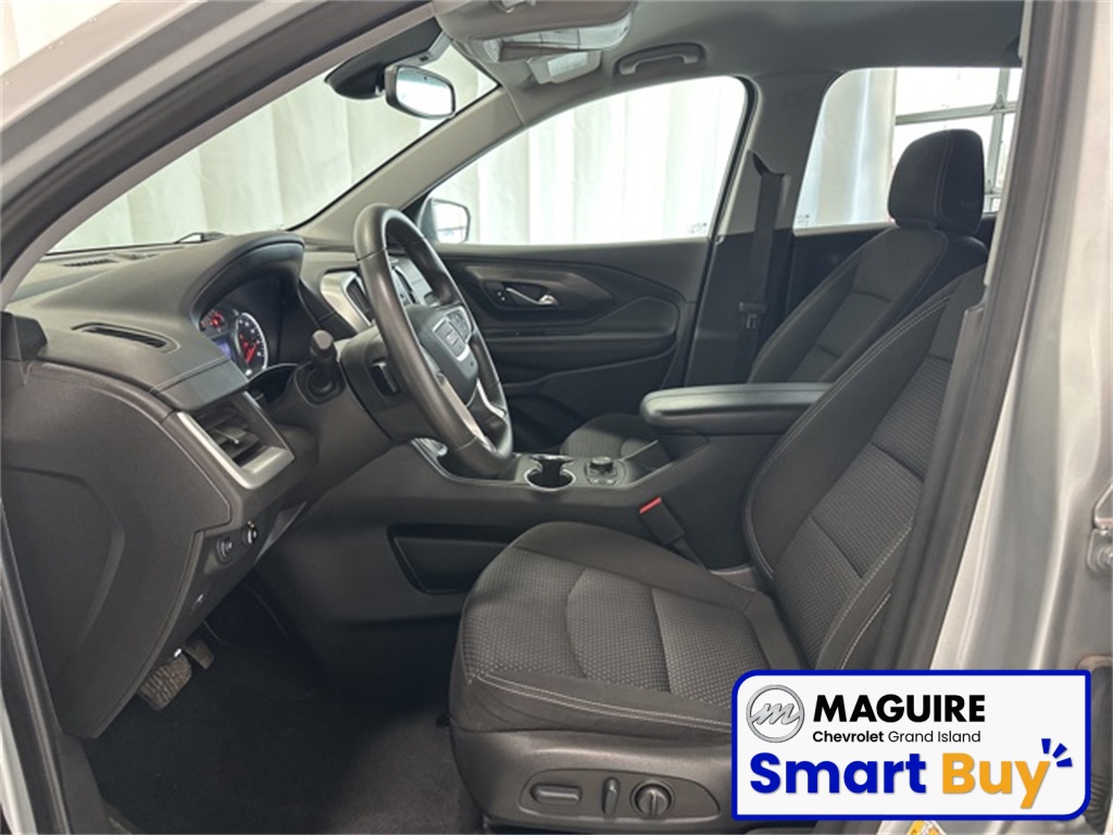 2022 Gmc Terrain SLE photo 3