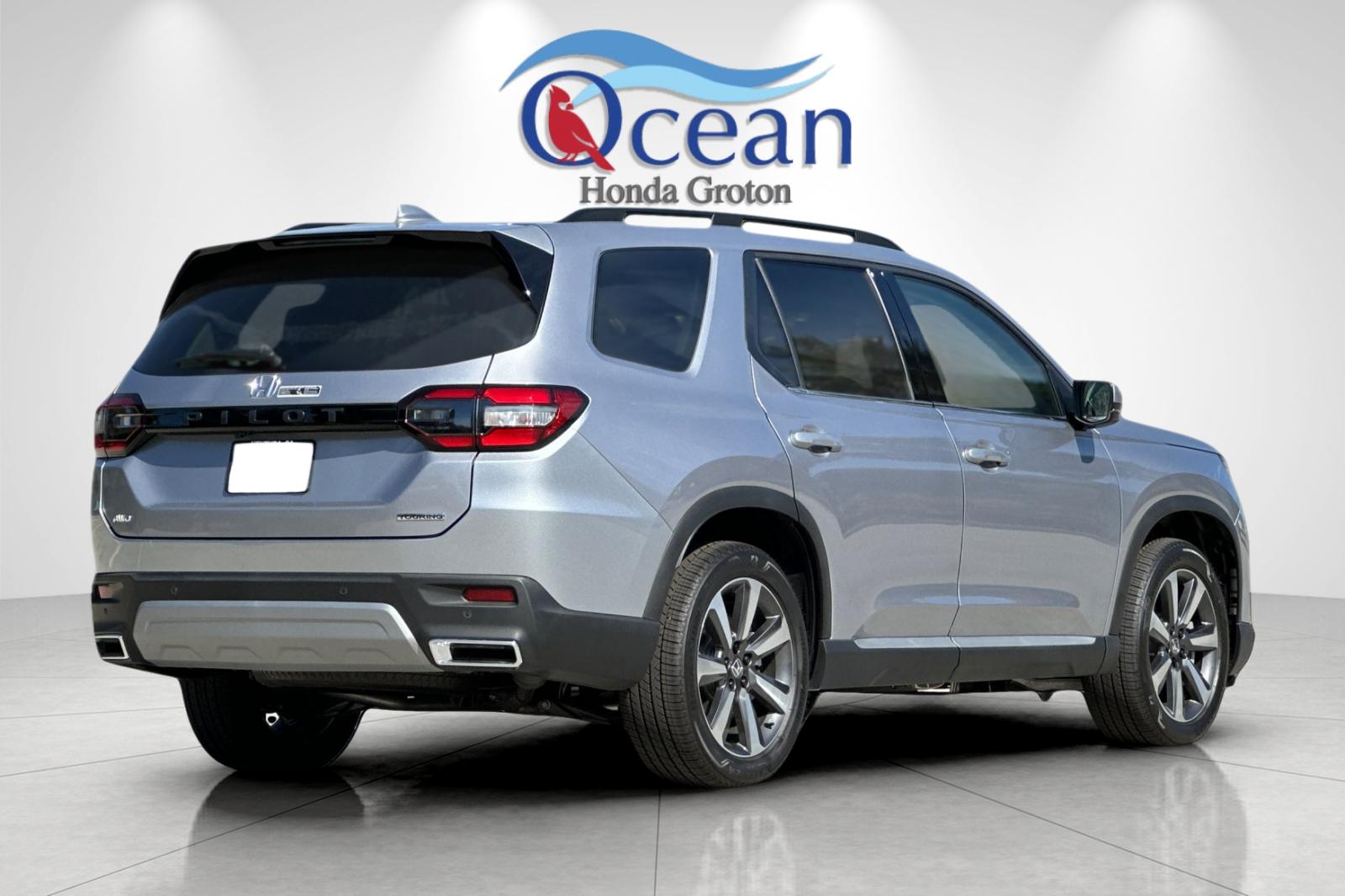 2025 Honda Pilot Touring photo 5
