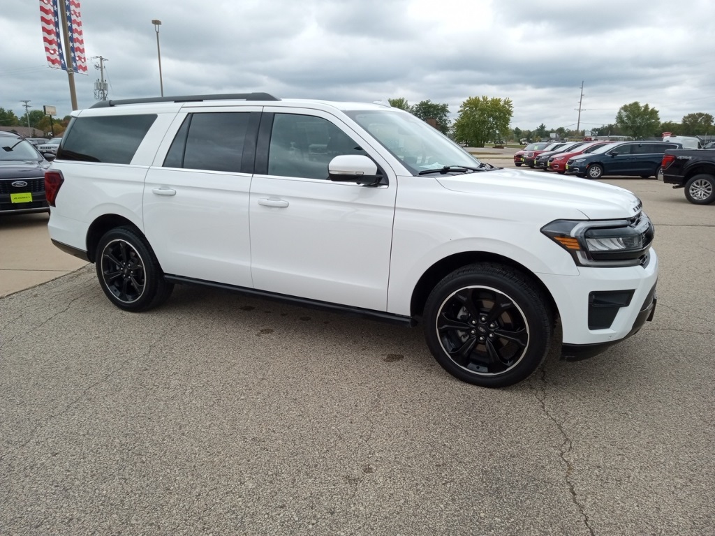 2024 Ford Expedition MAX Limited photo 4