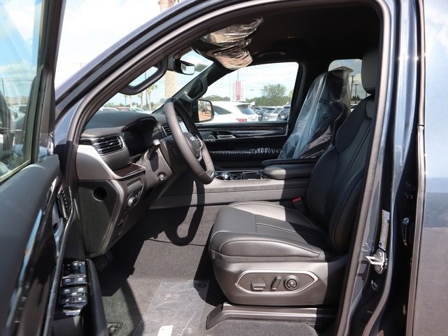 2024 Jeep Wagoneer Base photo 10