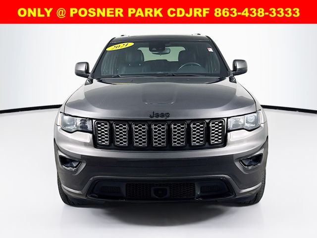 2021 Jeep Grand Cherokee Laredo X photo 2