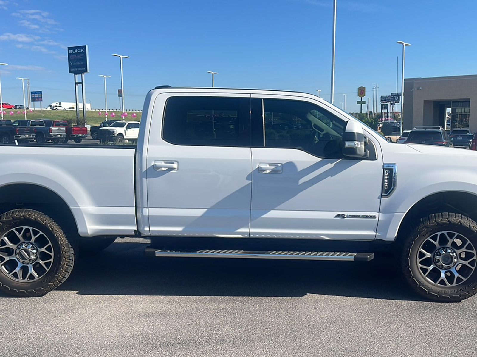 2020 Ford F-250 Lariat photo 3