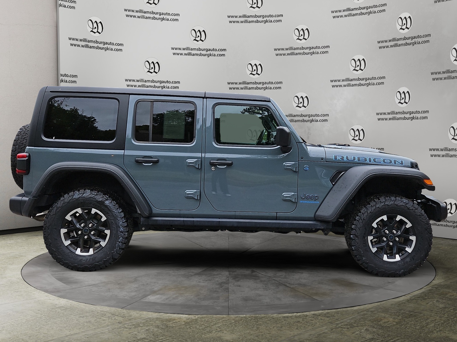 2024 Jeep Wrangler Rubicon 4xe photo 4