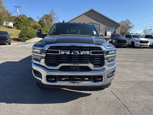 2026 Ram 2500 Tradesman photo 2
