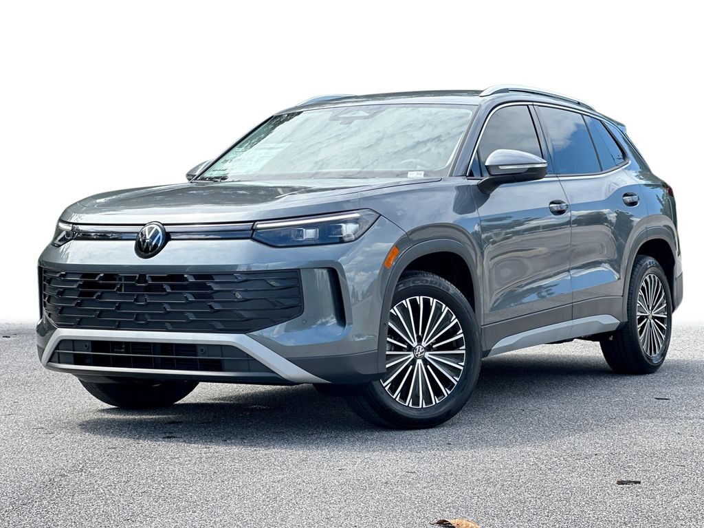 2025 Volkswagen Tiguan S's photo