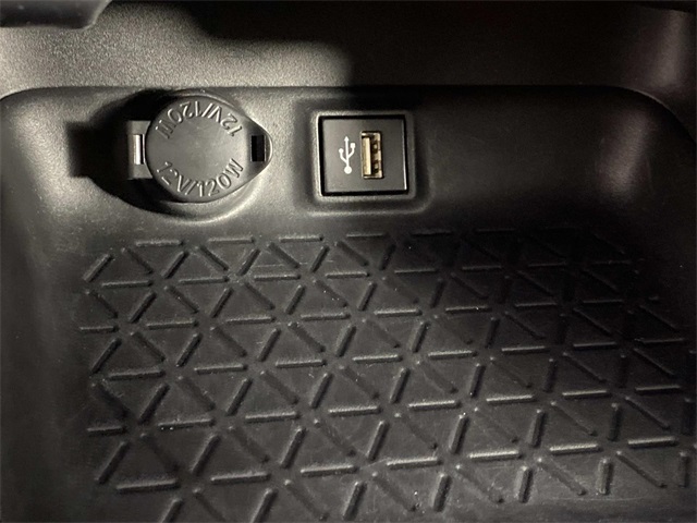 2024 Toyota RAV4 Hybrid LE photo 17