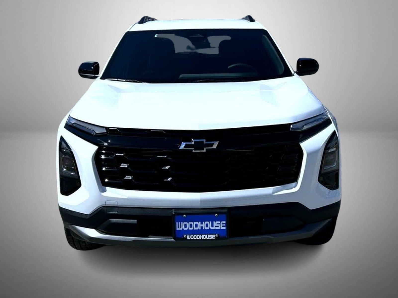 2026 Chevrolet Equinox LT photo 2
