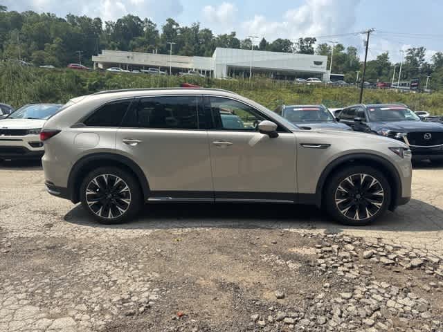2024 Mazda CX-90 Premium photo 2