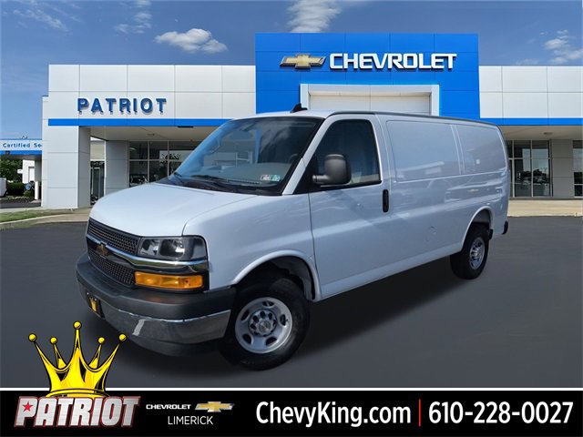 2025 Chevrolet Express Cargo Work Van's photo