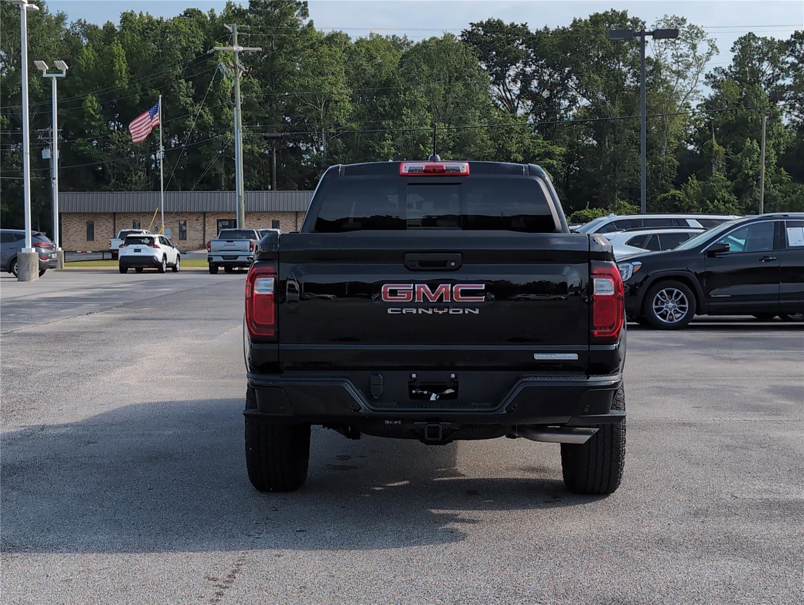 2025 Gmc Canyon Elevation photo 4