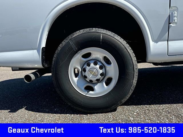 2024 Chevrolet Express Cargo 2500 photo 8
