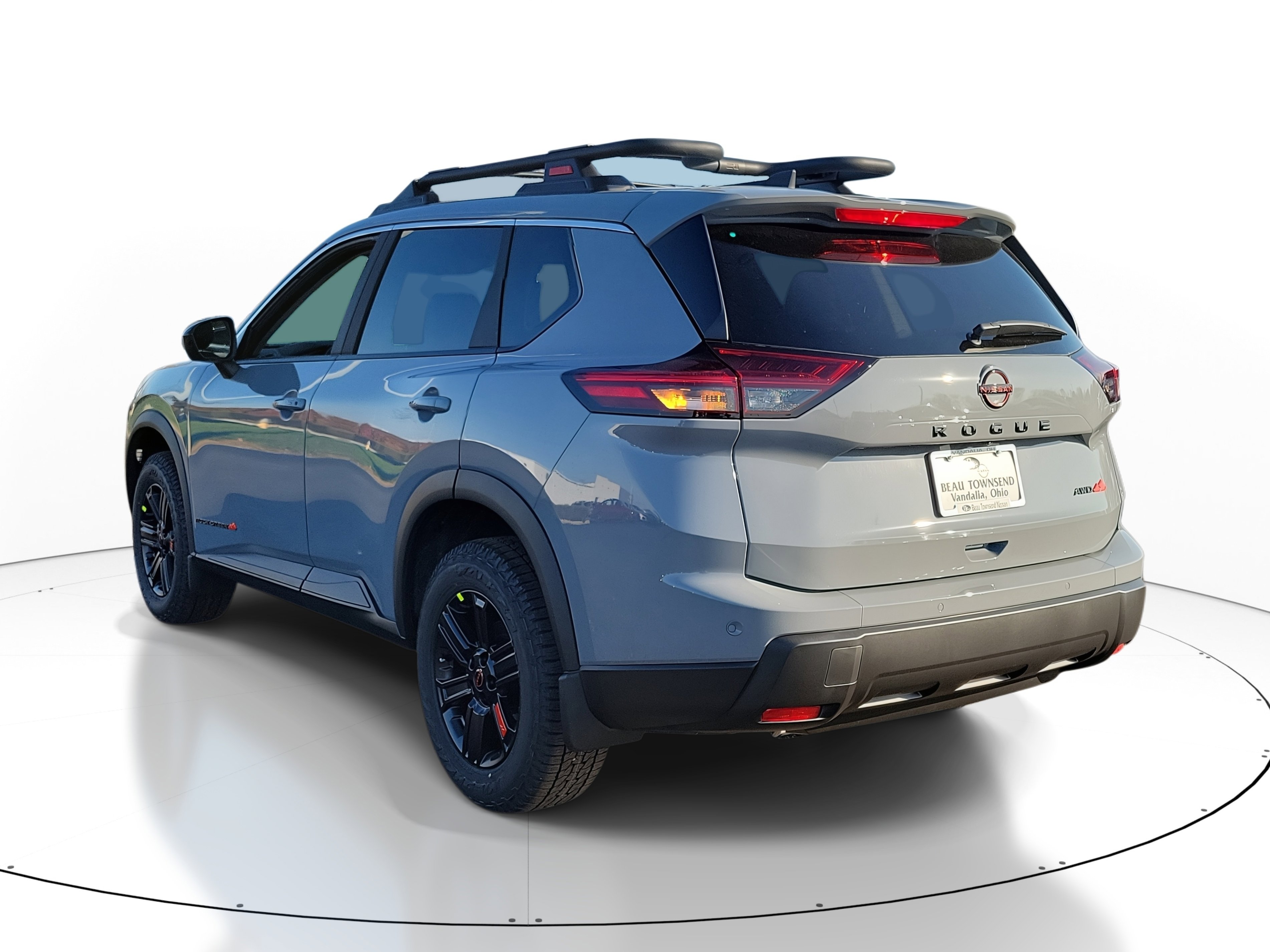 2026 Nissan Rogue SV photo 3