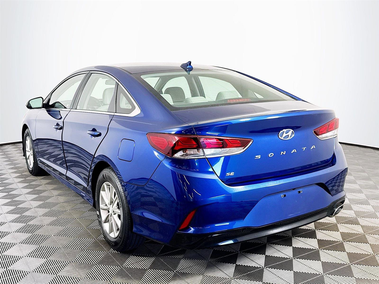 2018 Hyundai Sonata SE photo 4