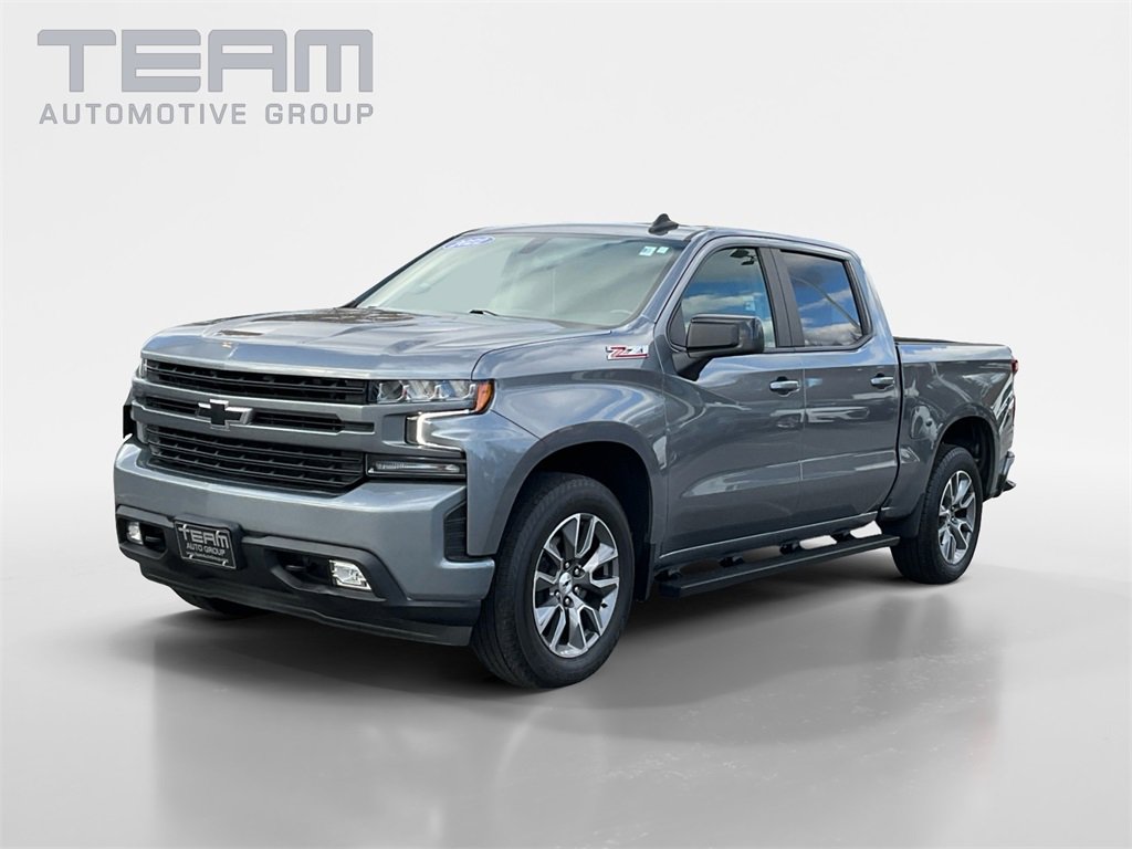 2022 Chevrolet Silverado 1500 RST photo 3