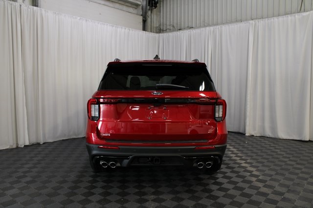 2025 Ford Explorer ST photo 21