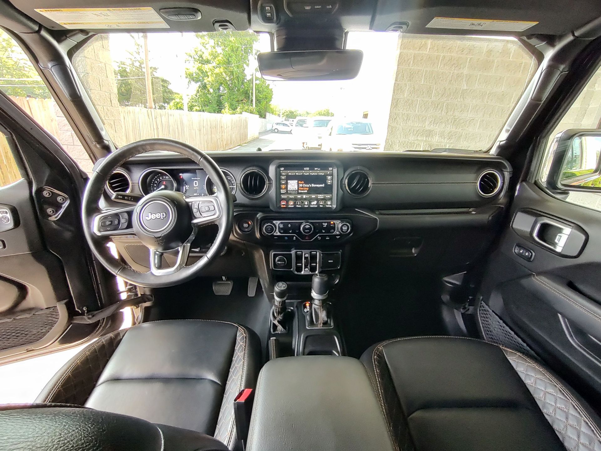 2022 Jeep Wrangler Unlimited Sahara High Altitude 4xe photo 6