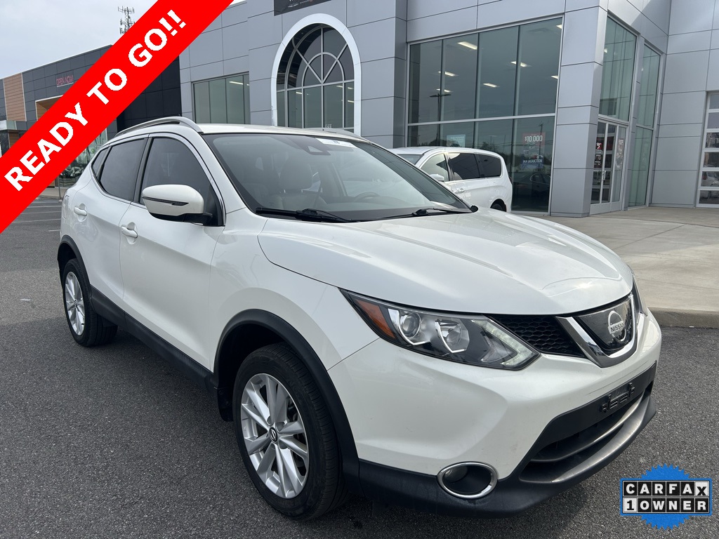 2019 Nissan Rogue Sport SV's photo