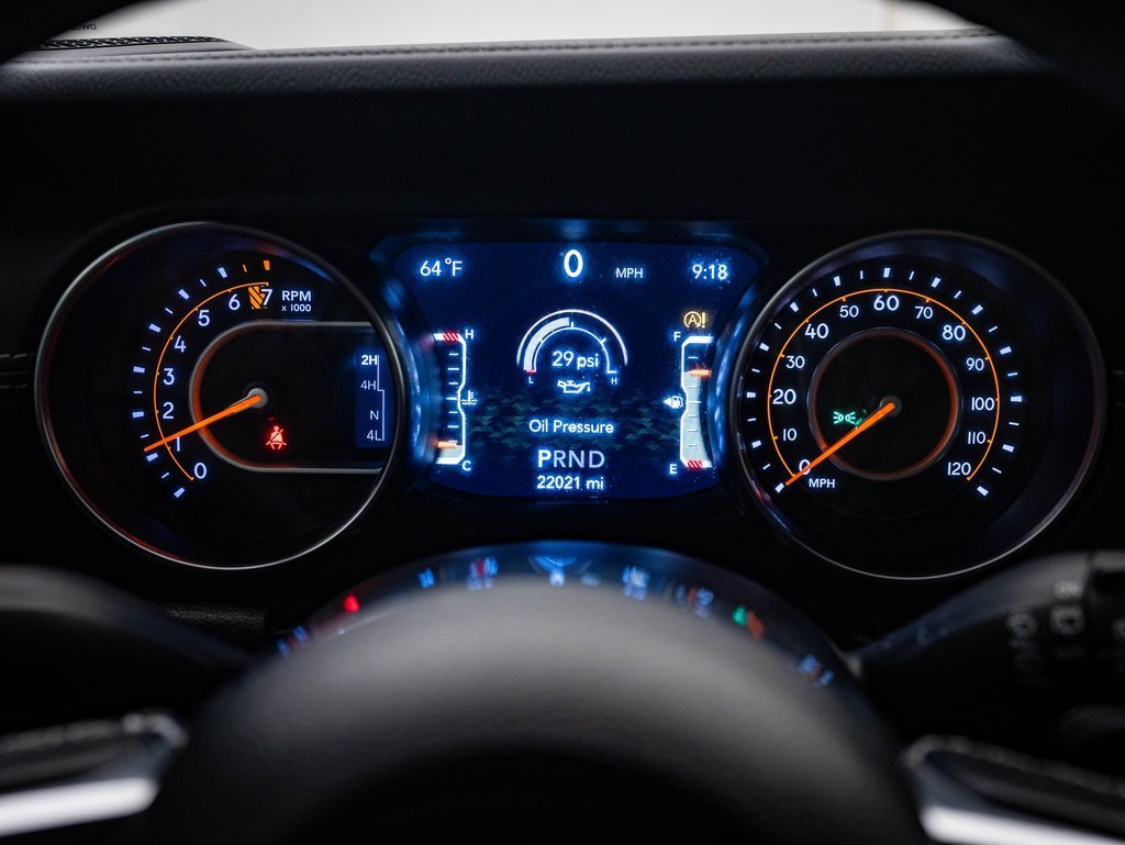 2022 Jeep Wrangler Unlimited Sahara photo 21