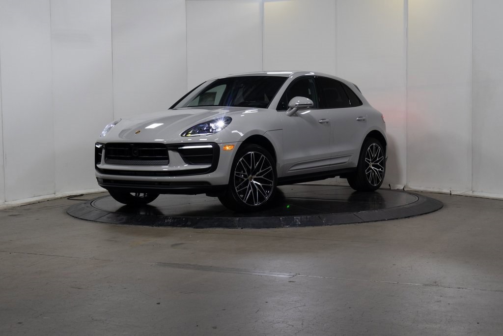 2025 Porsche Macan