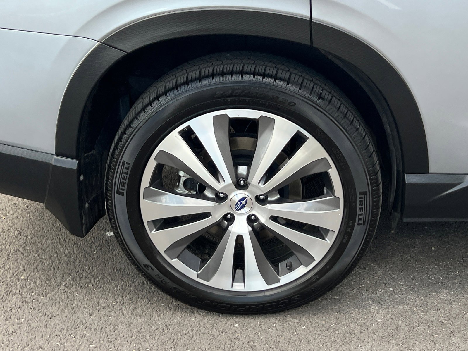 2020 Subaru Ascent Limited photo 9
