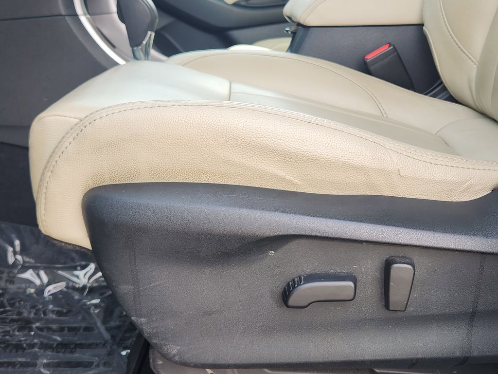 2020 Subaru Ascent Premium photo 19