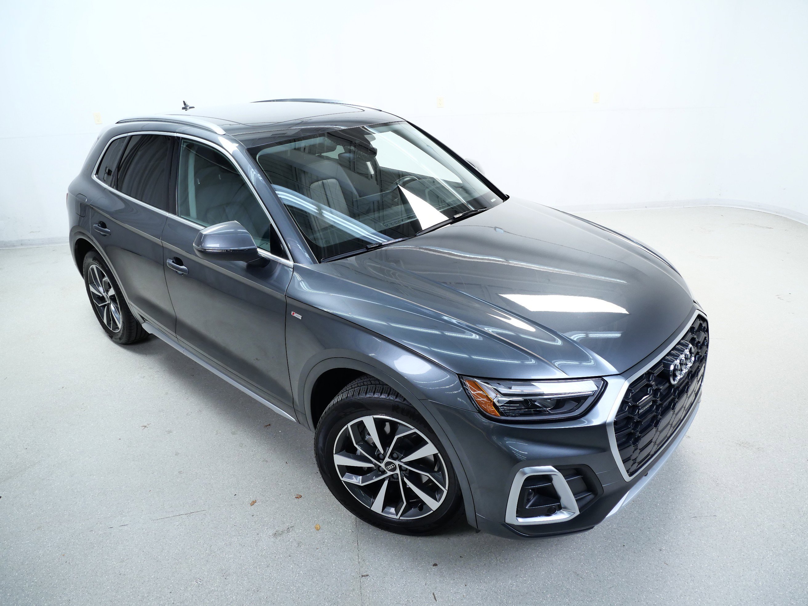 2022 Audi Q5 S line Premium Plus photo 4