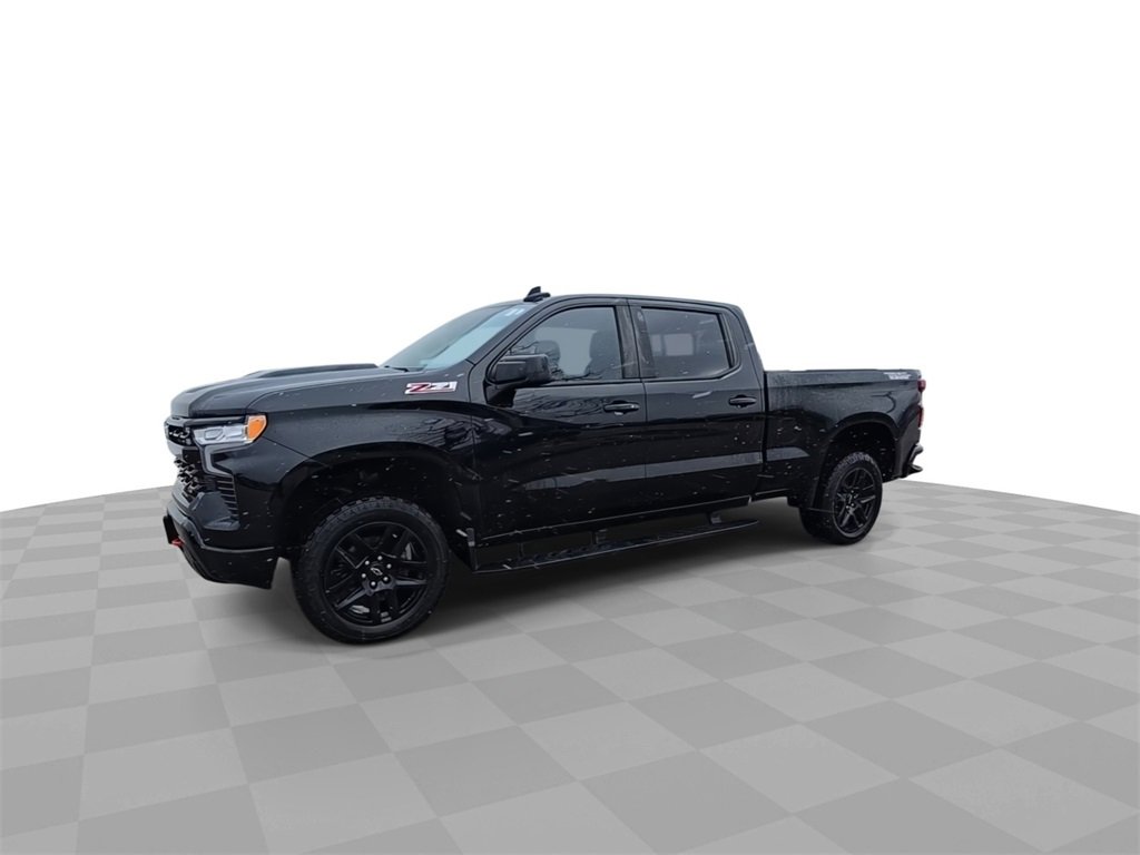 2022 Chevrolet Silverado 1500 LT Trail Boss photo 3