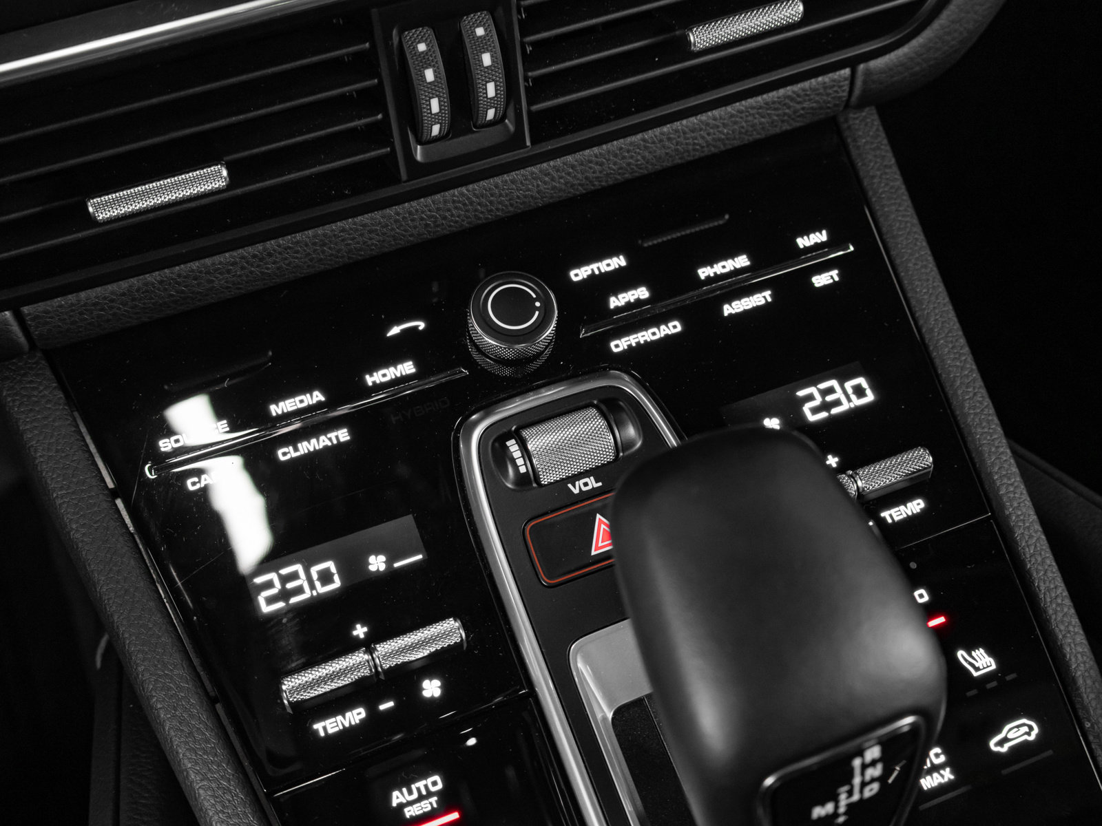 PreOwned 2023 Porsche Cayenne Platinum Edition Panoramic Sunroof