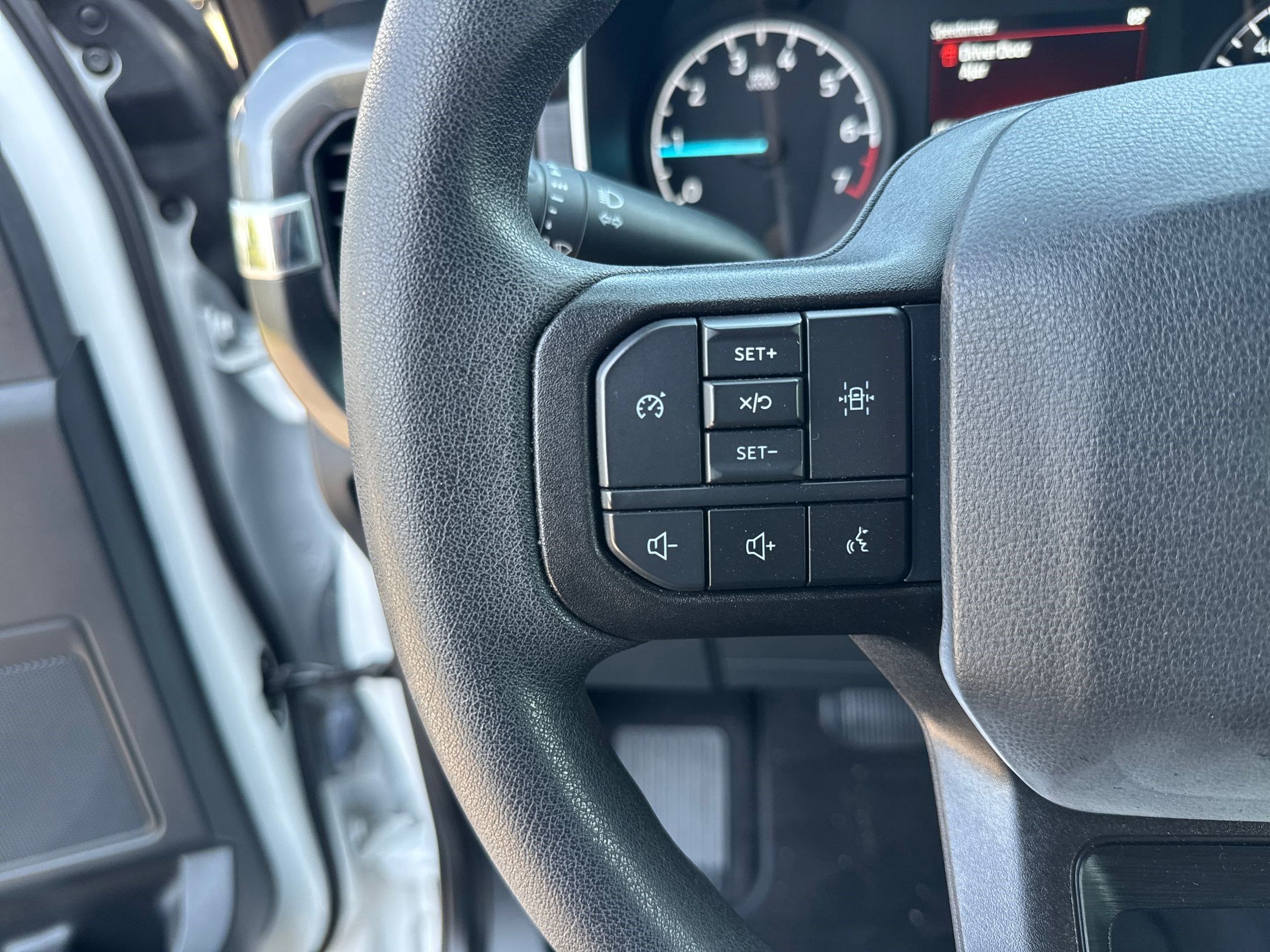 2023 Ford F-150 XL photo 15