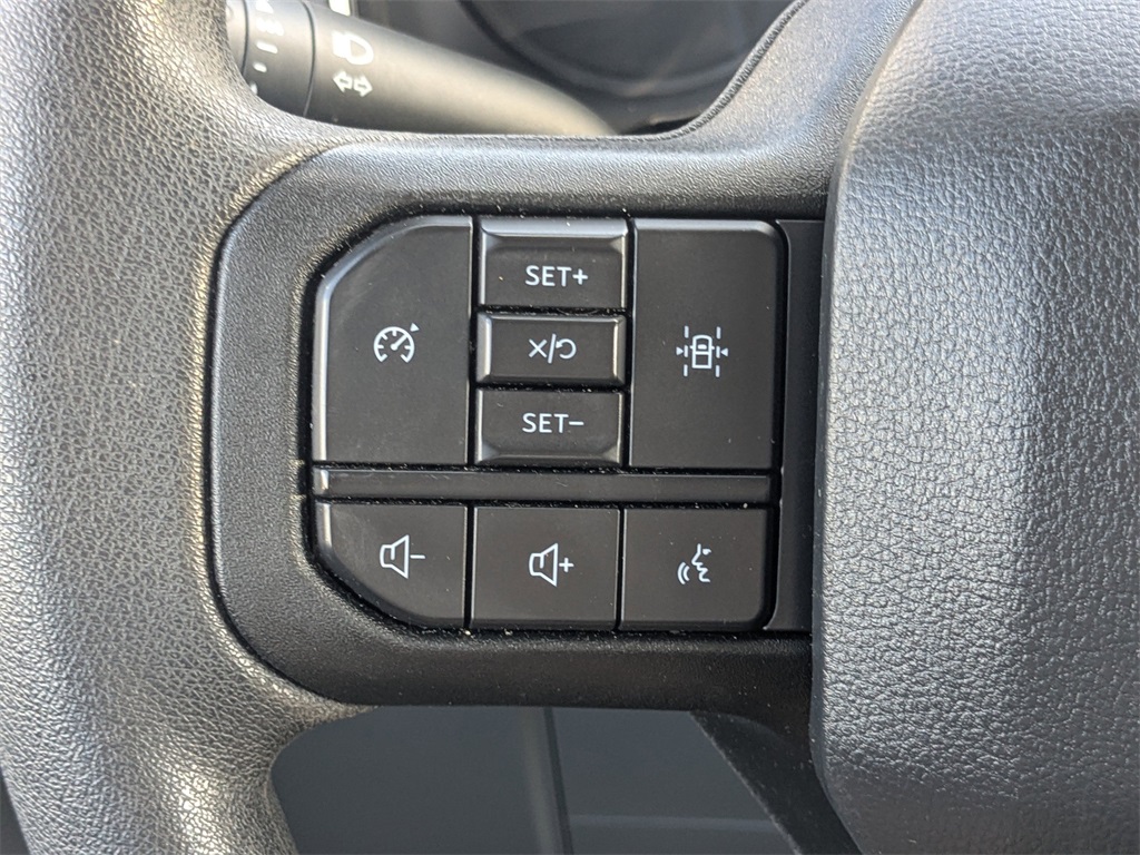 2022 Ford F-150 XLT photo 22