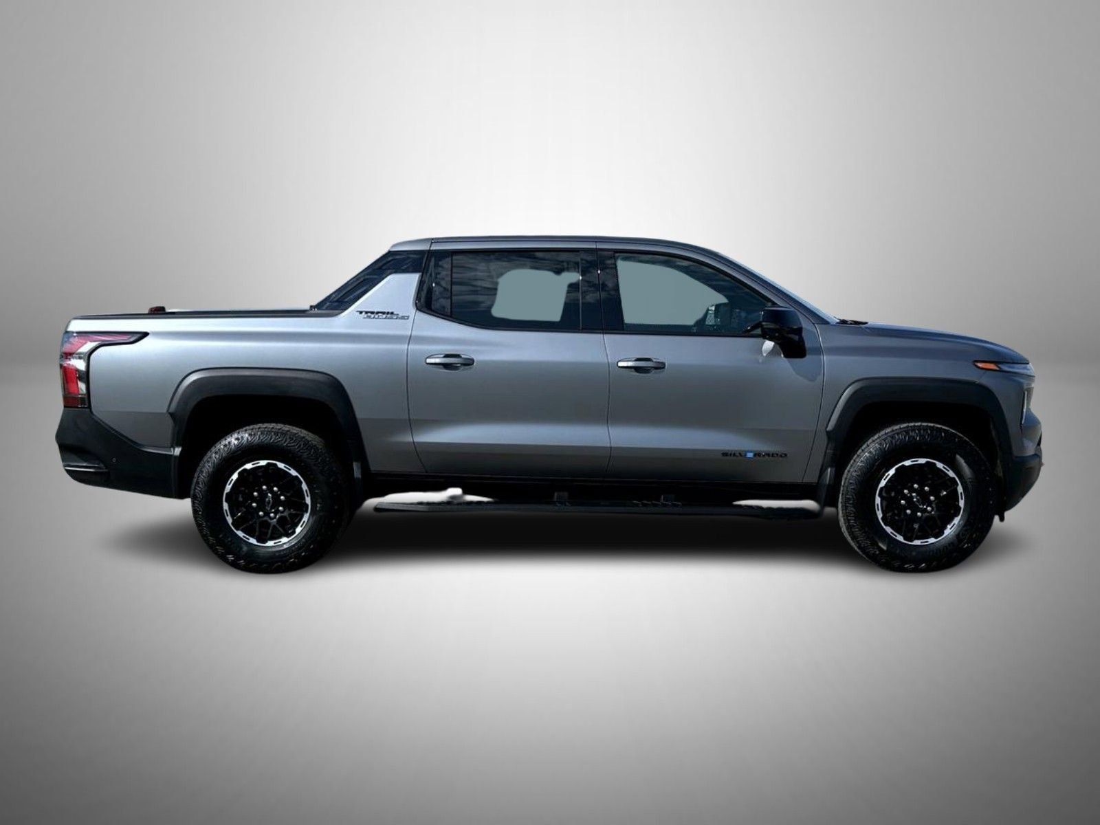 2026 Chevrolet Silverado EV Trail Boss photo 4