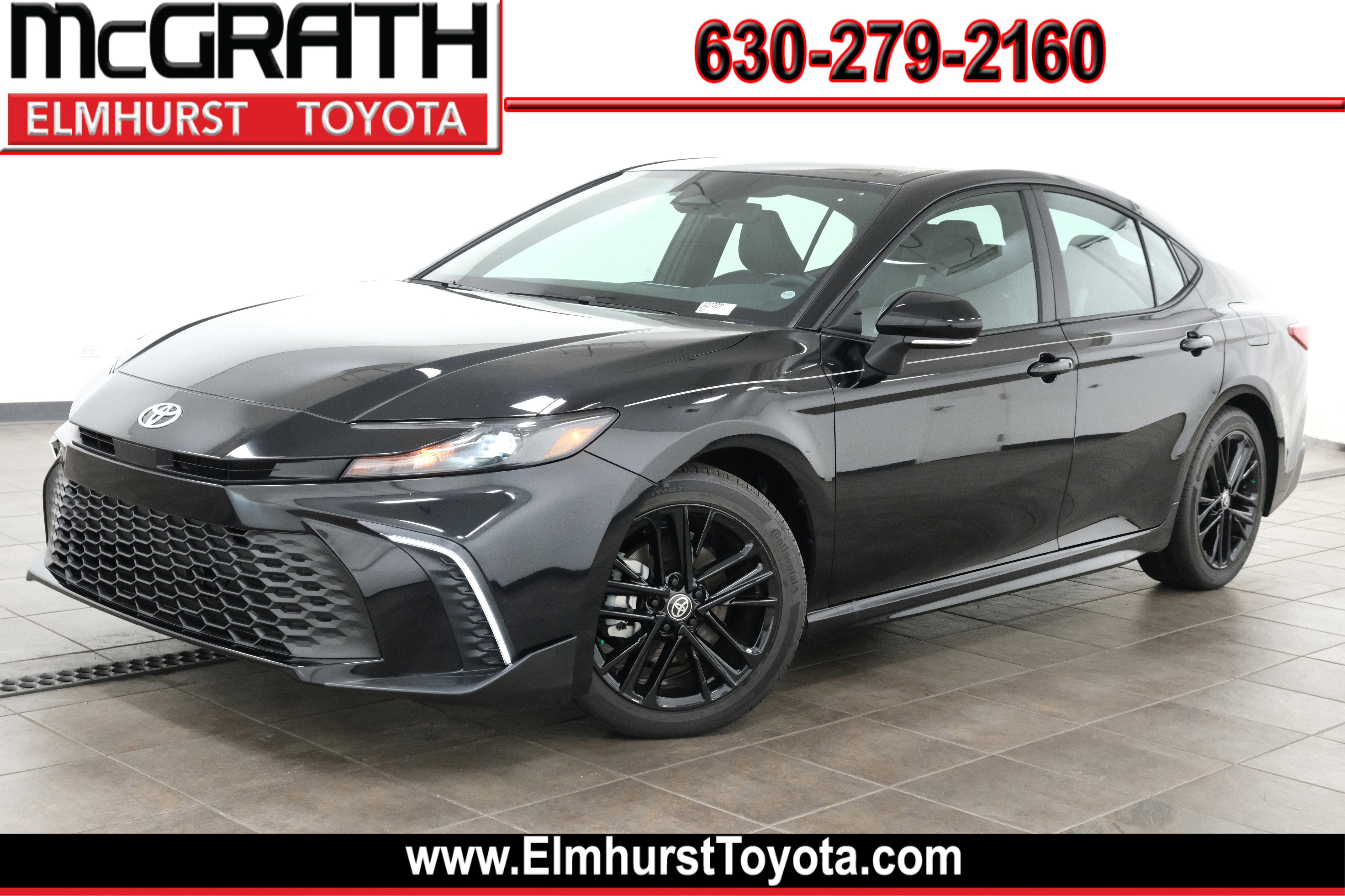 2026 Toyota Camry SE's photo