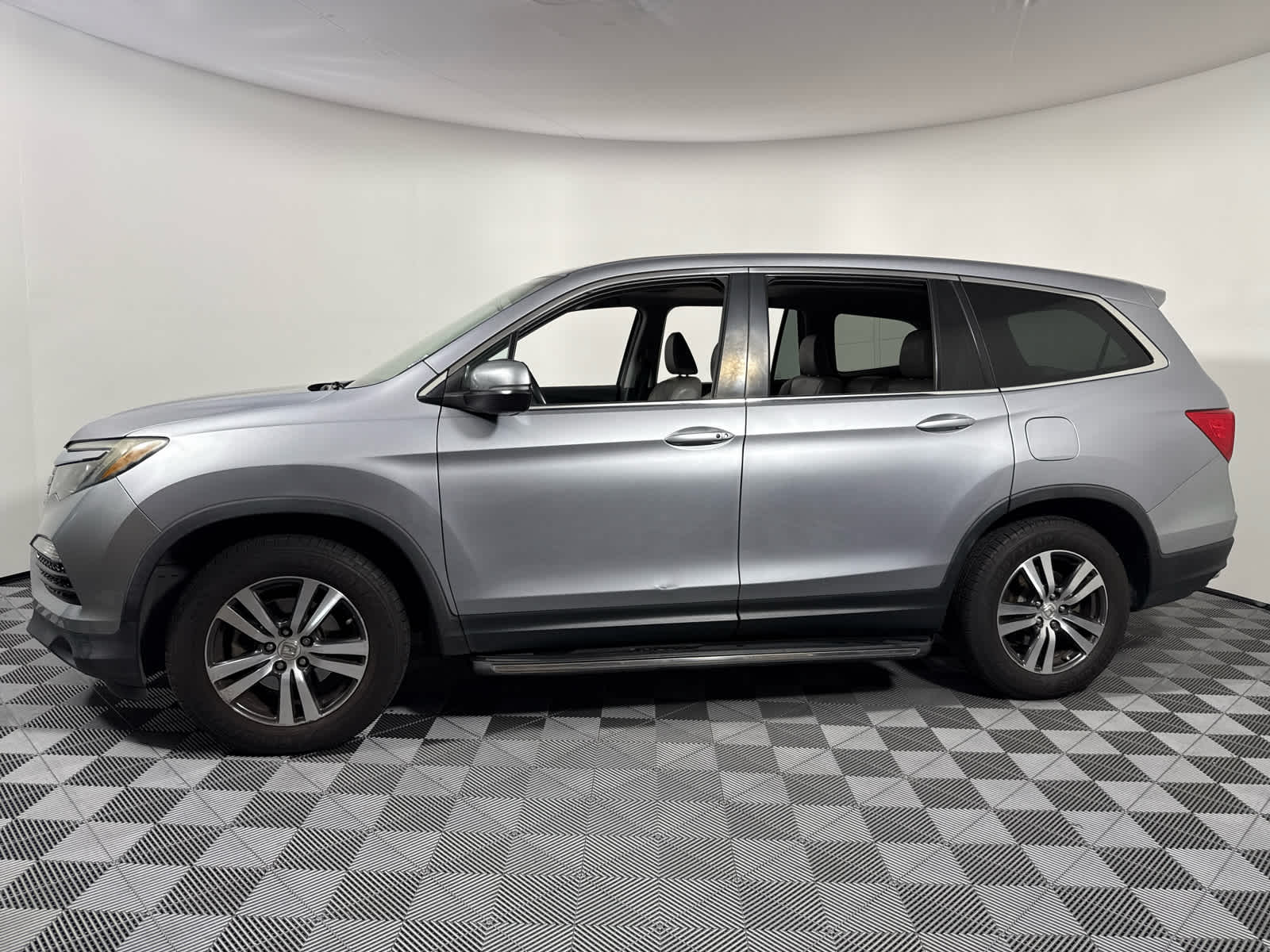 2018 Honda Pilot EX-L photo 3