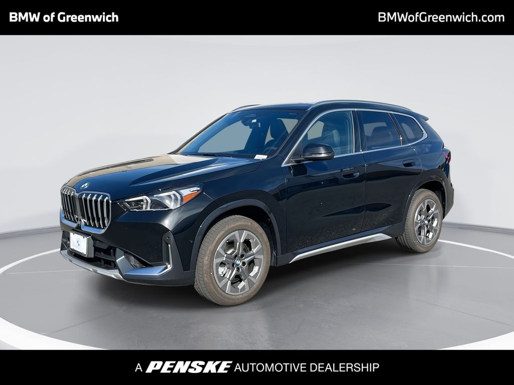 2026 BMW X1 28i's photo