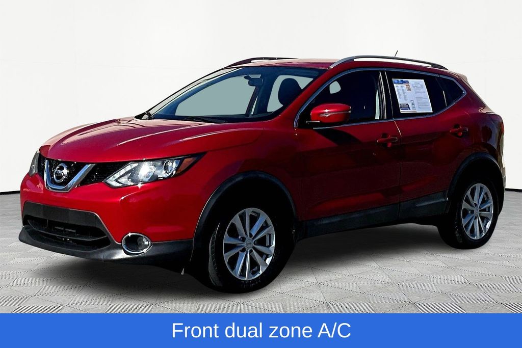 2017 Nissan Rogue Sport SV photo 4