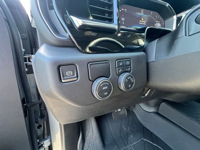 2024 Chevrolet Silverado 1500 LT photo 10