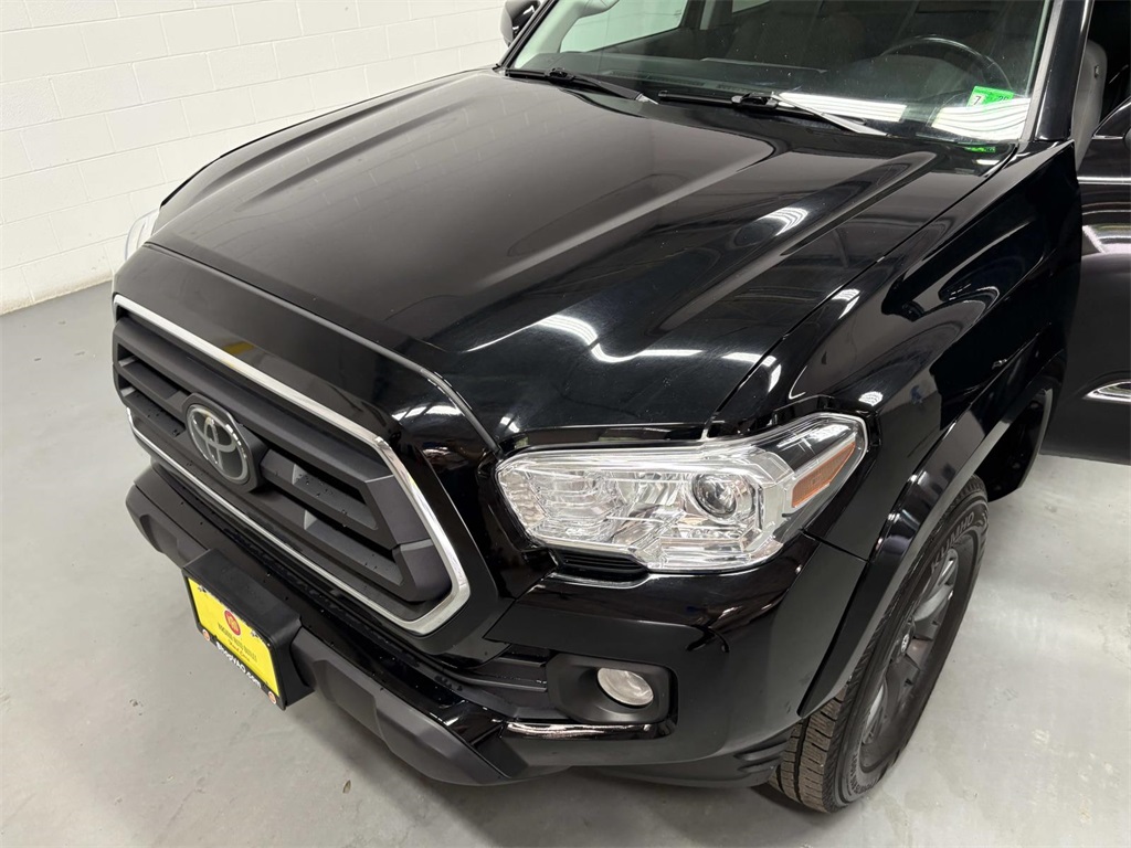 2023 Toyota Tacoma SR5 photo 30