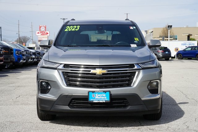 2023 Chevrolet Traverse Leather photo 2