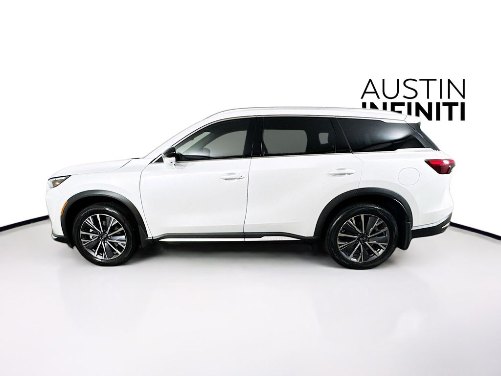 2026 Infiniti QX60 Luxe photo 2