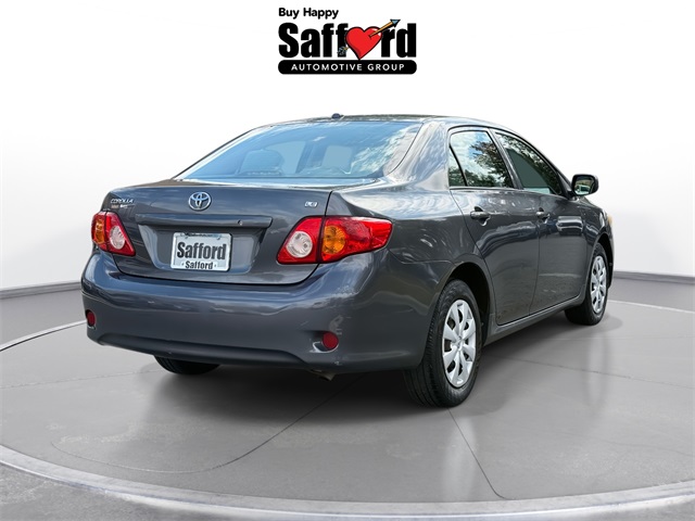 2010 Toyota Corolla LE photo 8
