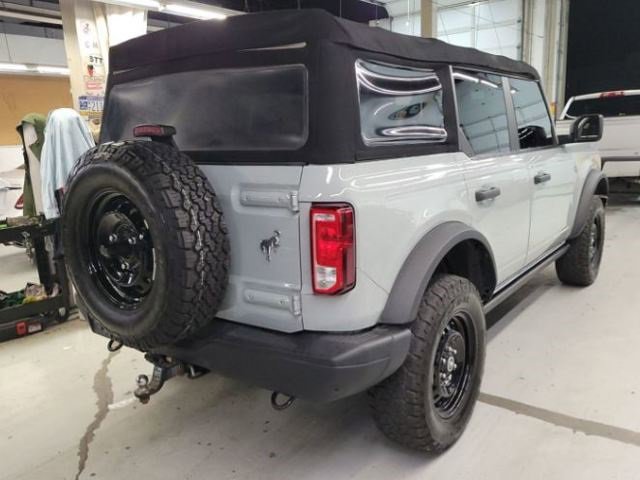 2021 Ford Bronco Base photo 4