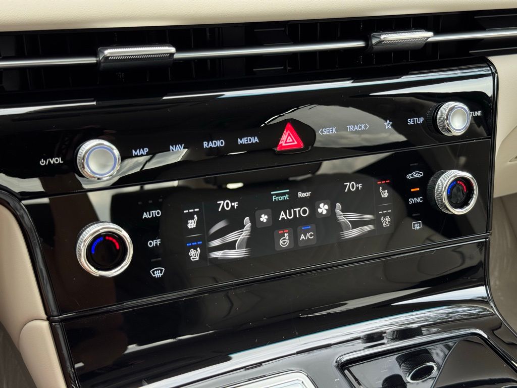 2026 Genesis G80 2.5T Sport Prestige photo 32