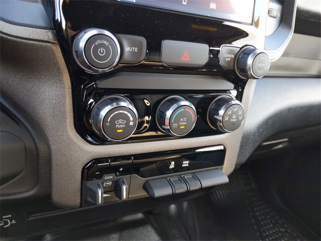 2026 Ram 2500 Tradesman photo 33